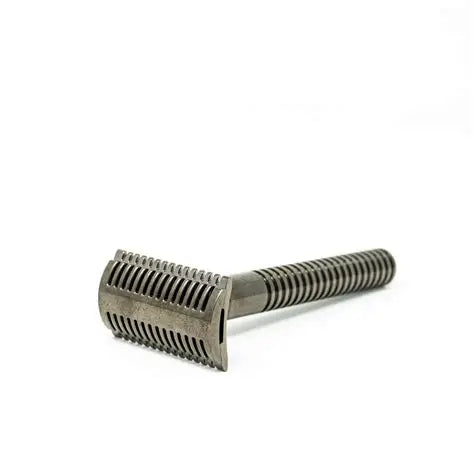 RAG1804 Yaqi Gun Metal Open Comb Razor